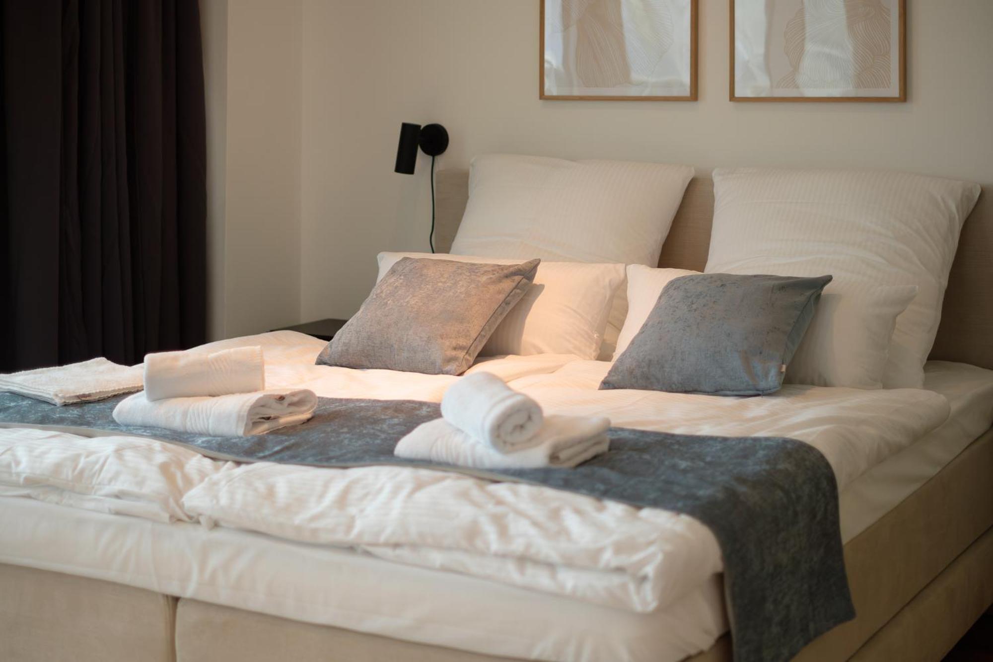 Come2Stay Hafencity - Marco Polo Tower ฮัมบูร์ก ภายนอก รูปภาพ