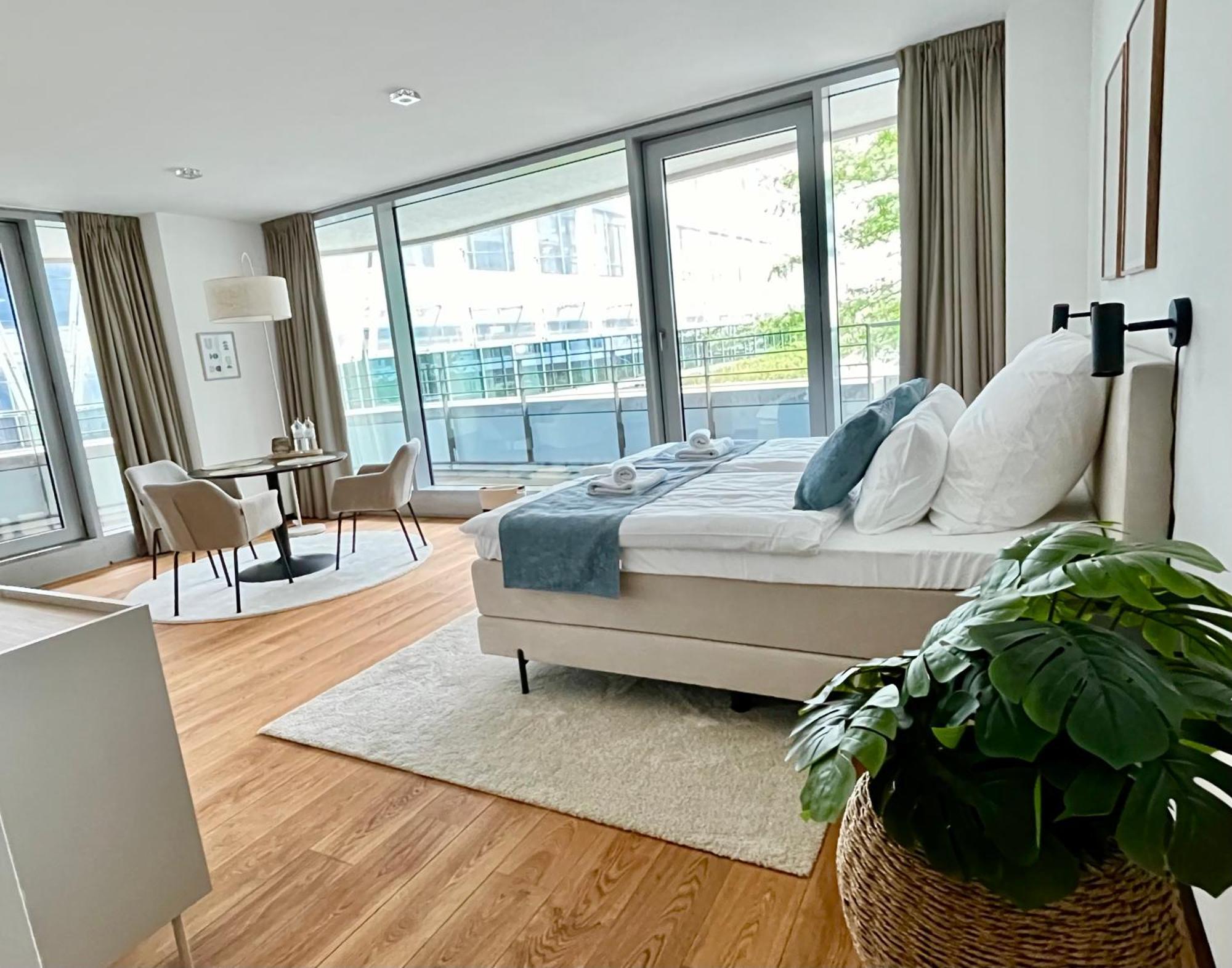 Come2Stay Hafencity - Marco Polo Tower ฮัมบูร์ก ภายนอก รูปภาพ