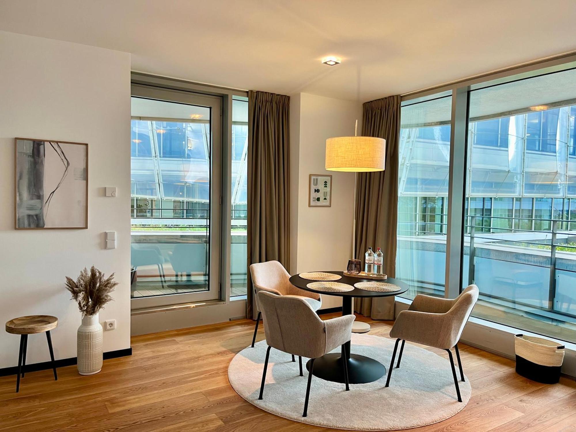Come2Stay Hafencity - Marco Polo Tower ฮัมบูร์ก ภายนอก รูปภาพ
